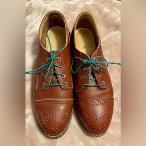Red wing Oxford with turquoise shoe strings